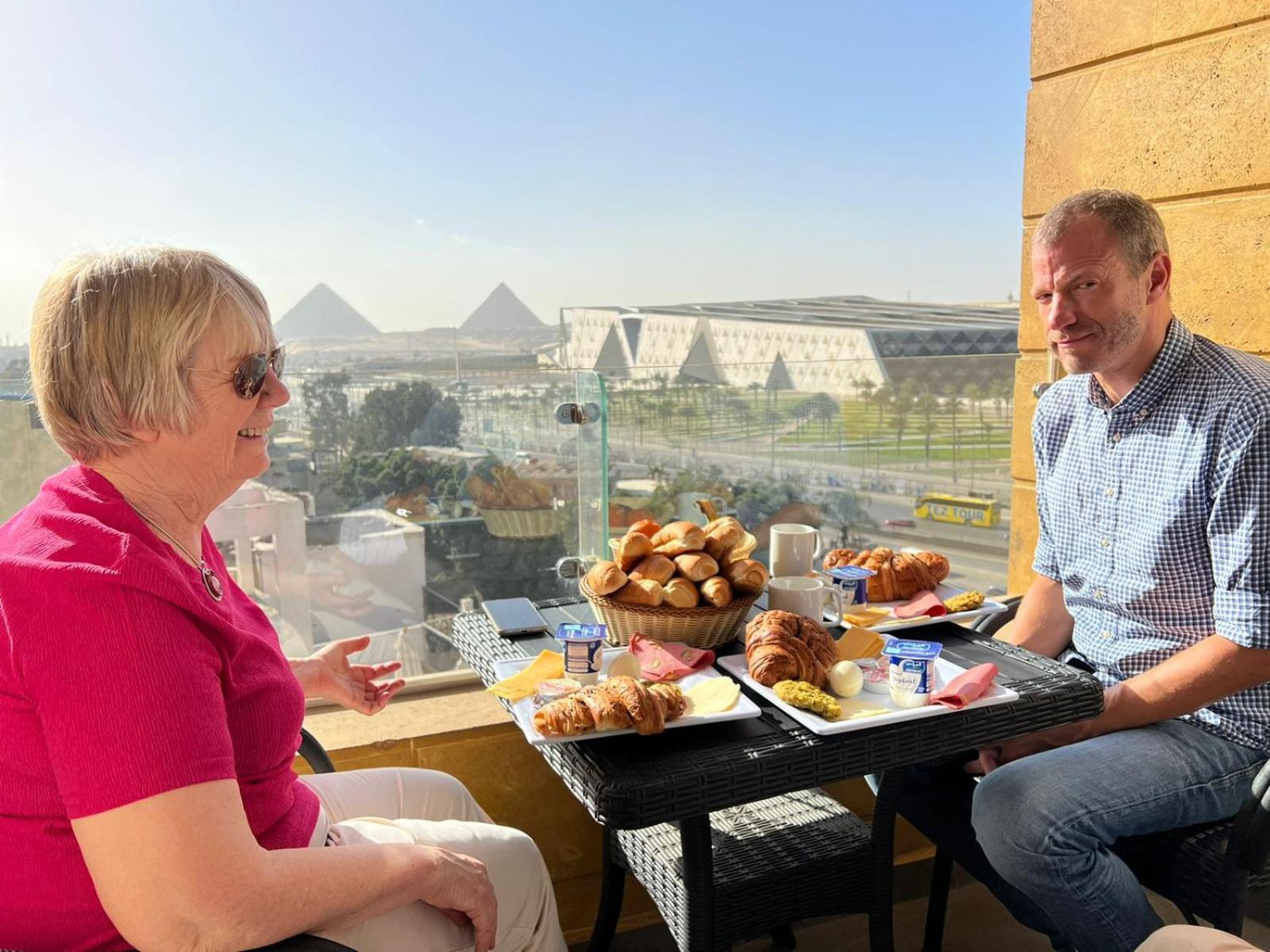 Asia Grand Museum & Pyramids View Nazlat as Sammān 外观 照片